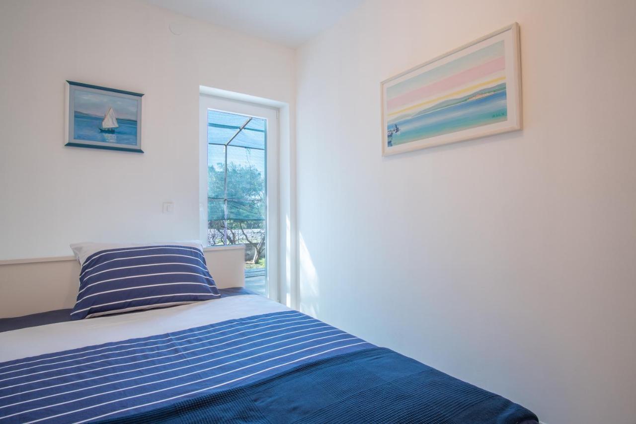 Apartman Soto พิโรวัซ ภายนอก รูปภาพ